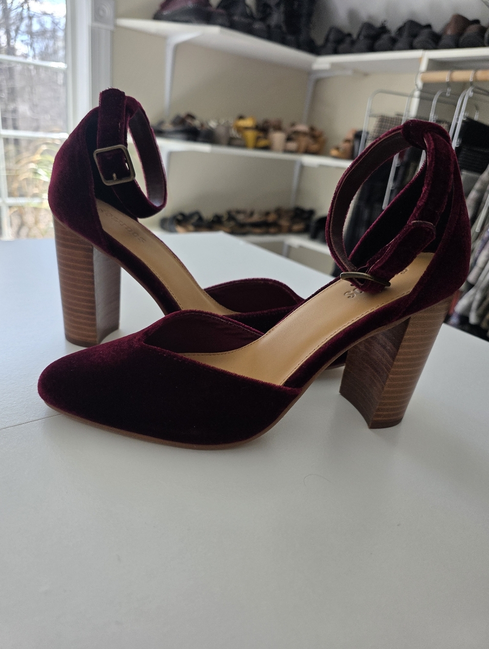 Soludos Burgundy Velvet Collette Ankle-Strap Block Heels